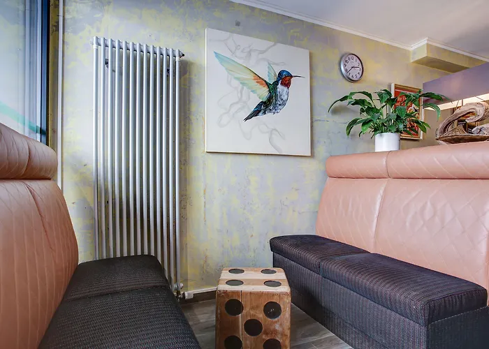 West Hotel 3*
