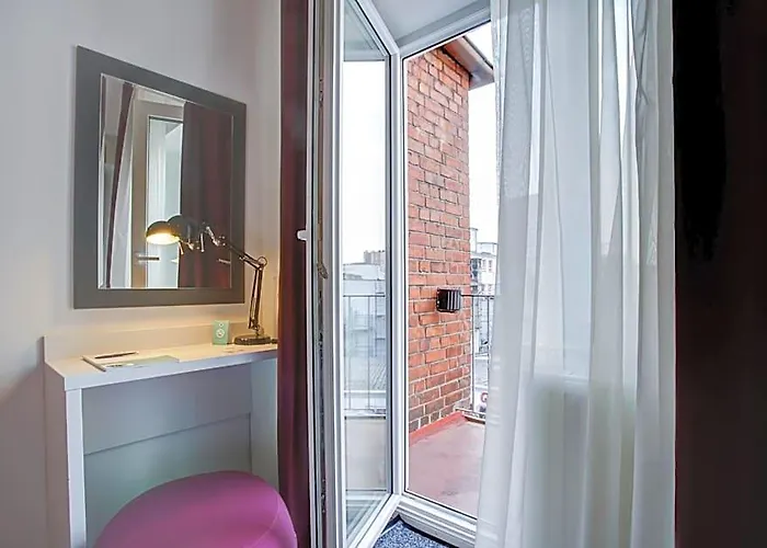 West Hotel 3*