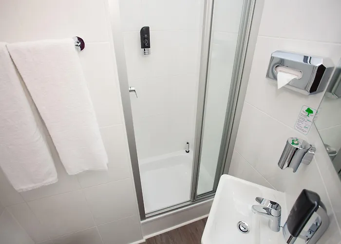 Hotel West 3*