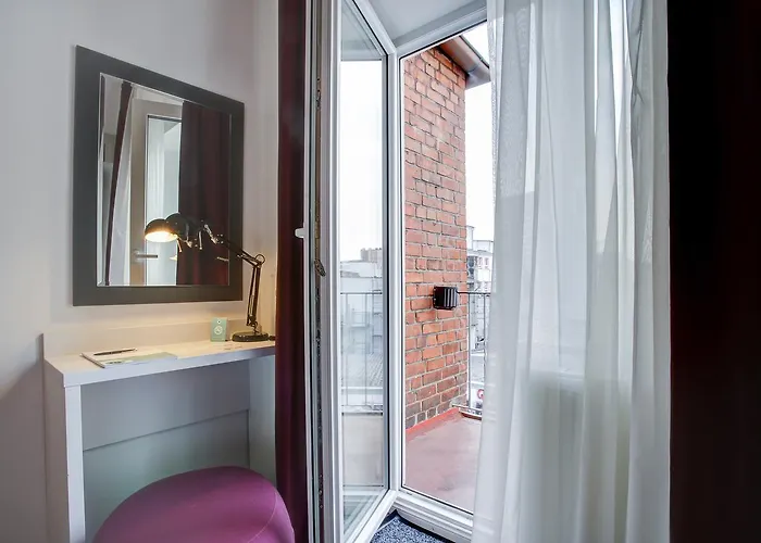 West Hotel 3*