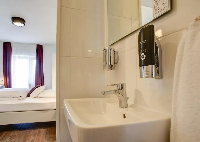 West 3* Hamburg